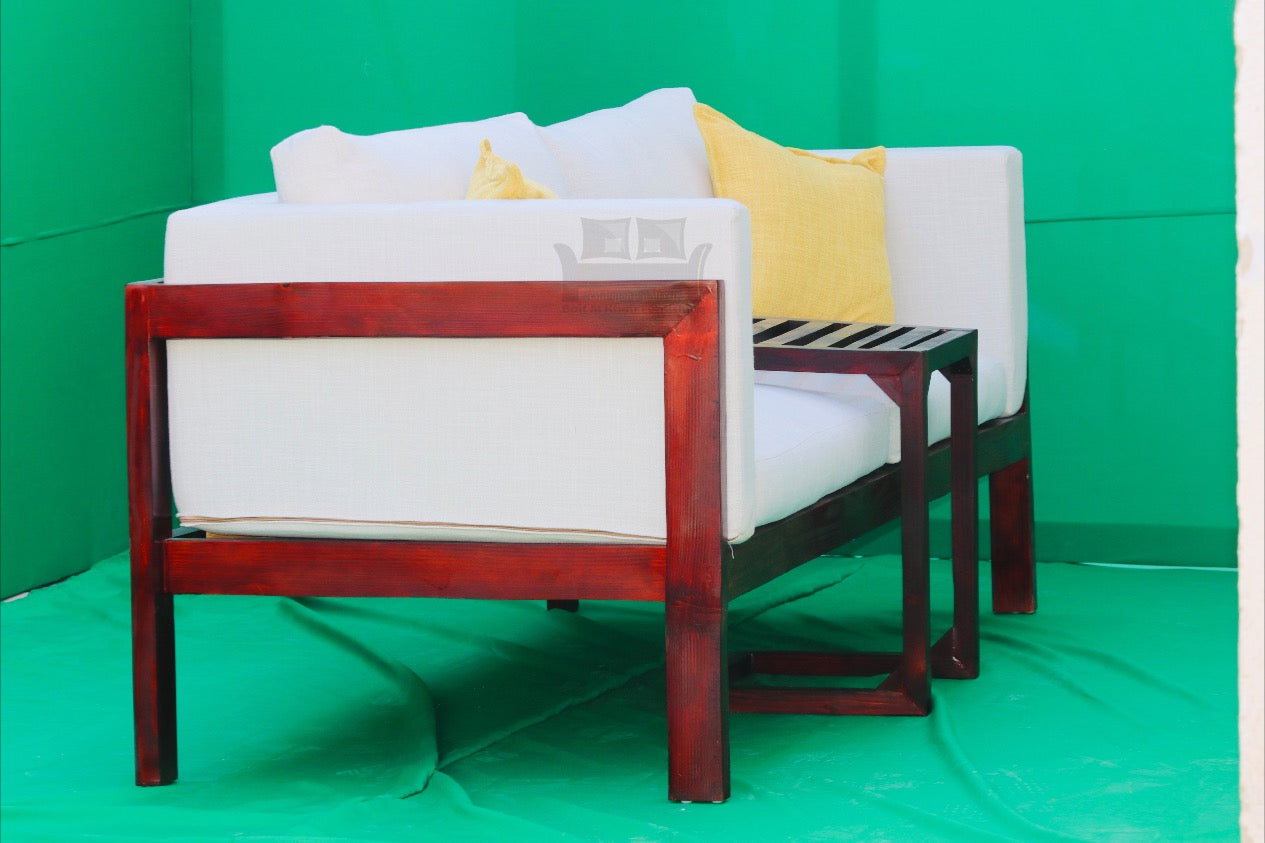 3 Seter Outdoor Chair With A Free Service Table