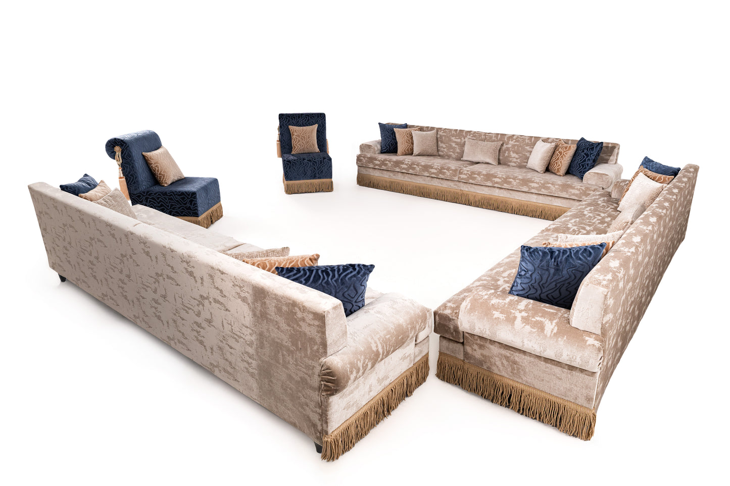 طقم الصقور الملكي – مجلس عربي فاخر 20 شخص